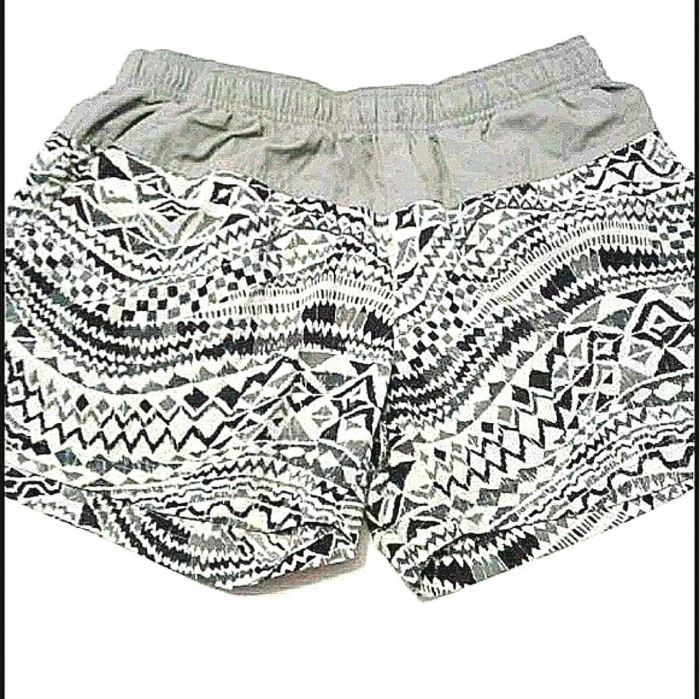 Columbia Gray Boho Print Running Sporty Shorts Athleisure Lounging XS